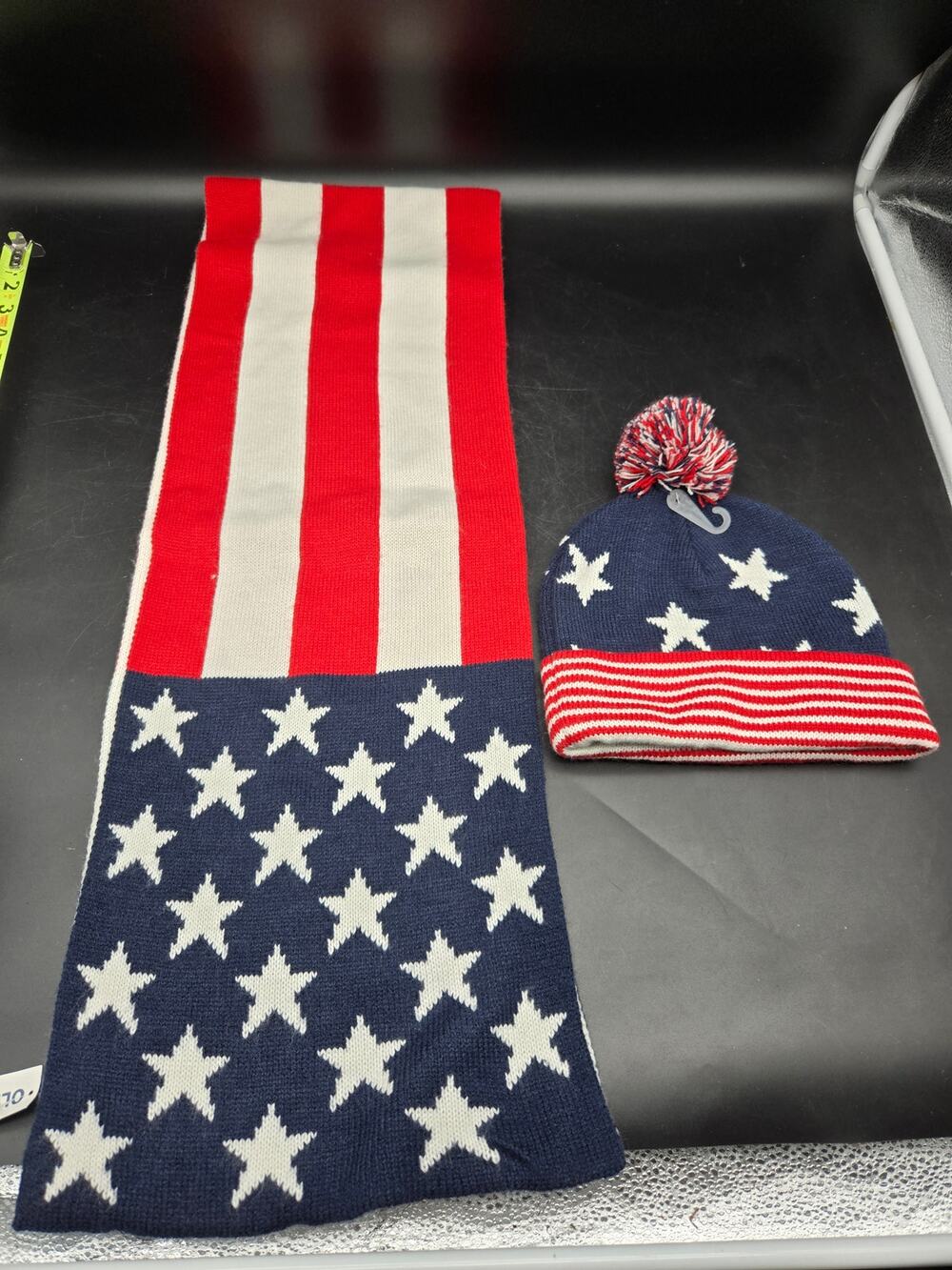 Old Navy American Flag Knit Scarf & Pom Beanie Hat Set Red White Blue OS